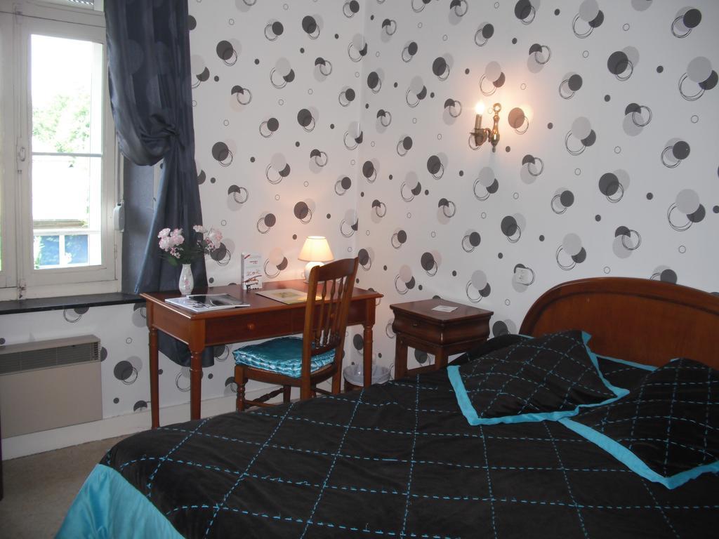 Hotel Le Clos Du Montvinage Étréaupont Szoba fotó