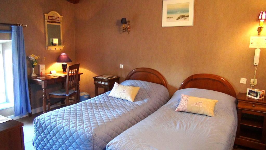Hotel Le Clos Du Montvinage Étréaupont Szoba fotó