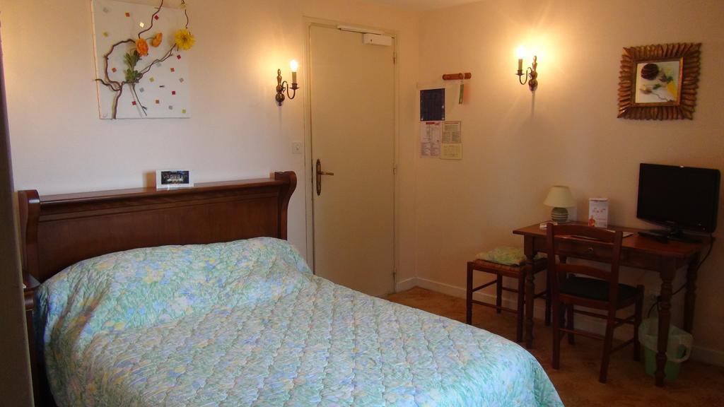 Hotel Le Clos Du Montvinage Étréaupont Szoba fotó