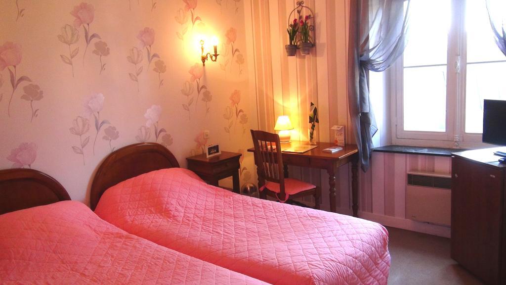 Hotel Le Clos Du Montvinage Étréaupont Szoba fotó