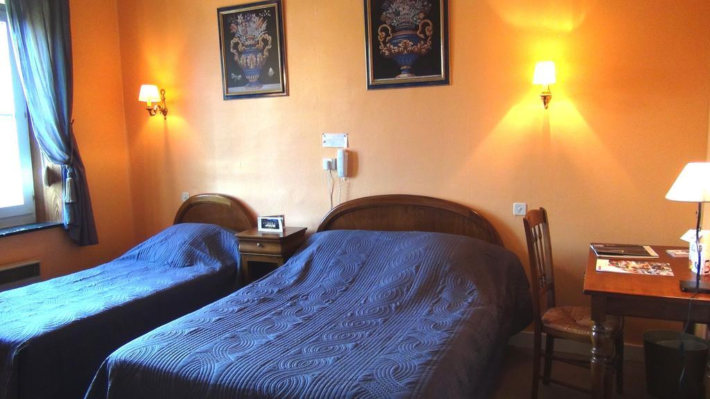 Hotel Le Clos Du Montvinage Étréaupont Szoba fotó