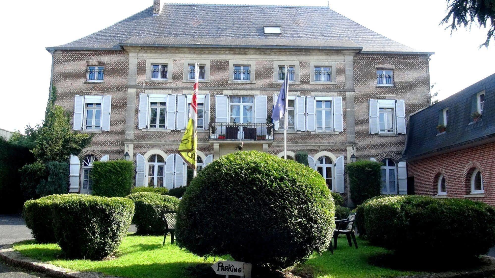 Hotel Le Clos Du Montvinage Étréaupont Kültér fotó