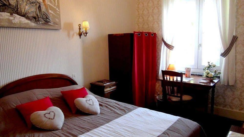 Hotel Le Clos Du Montvinage Étréaupont Kültér fotó