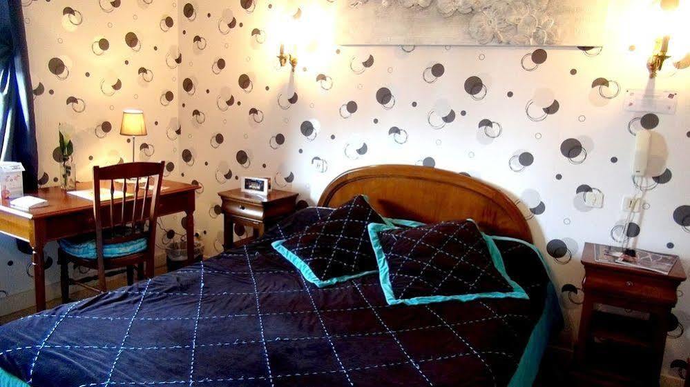 Hotel Le Clos Du Montvinage Étréaupont Kültér fotó
